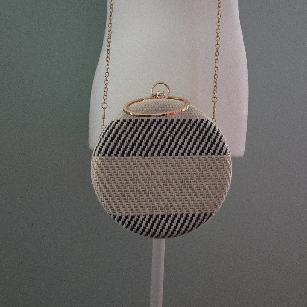 Alessia Round Shoulder, Crossbody, Wristlet Tan and Black Woven Bag - Picture 2 of 9